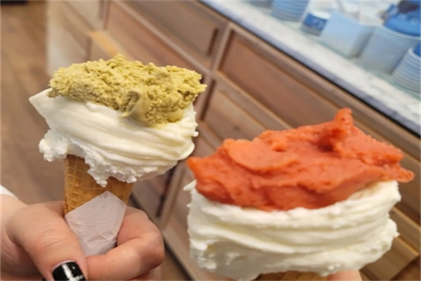 爱C米兰冰淇淋门店产品图片