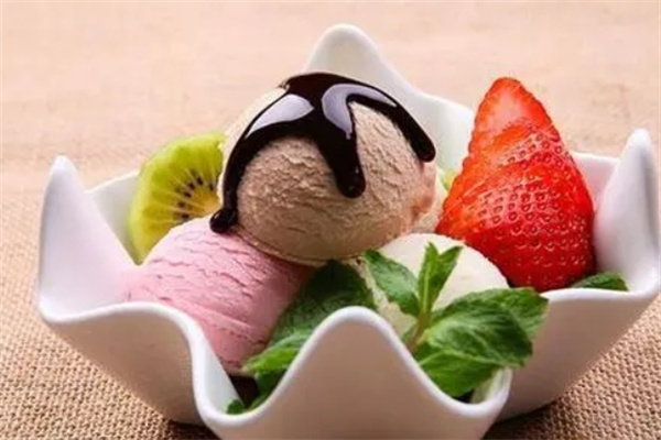 爱尼斯冰淇淋门店产品图片
