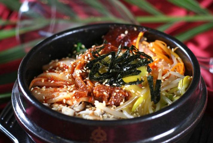 阿玛尼韩式石锅拌饭