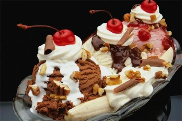 巴洛克城堡冰淇淋门店产品图片
